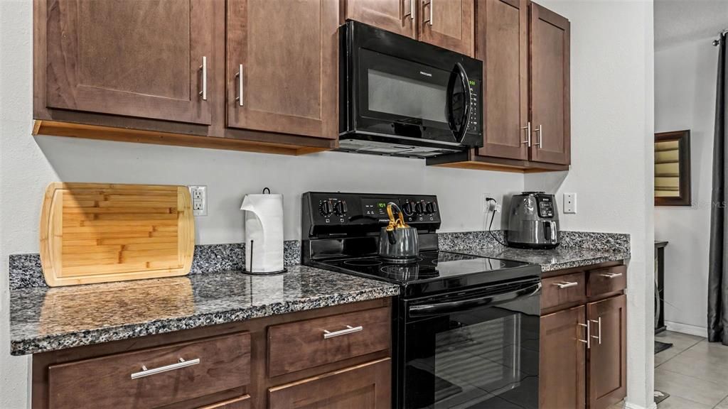 En Venta: $380,000 (4 camas, 2 baños, 2324 Pies cuadrados)