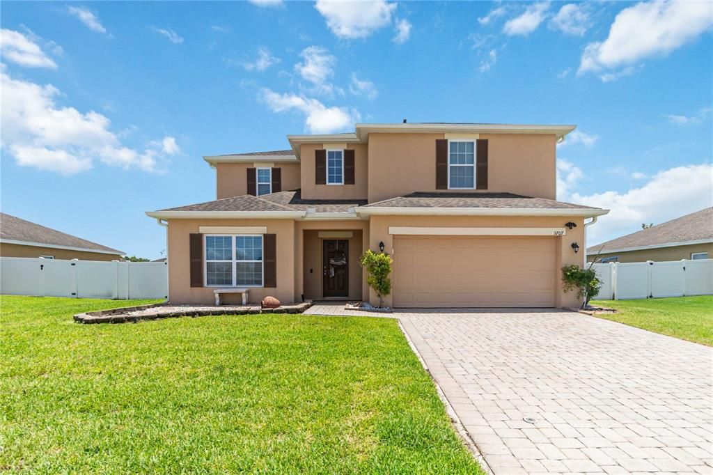 En Venta: $449,000 (5 camas, 3 baños, 2544 Pies cuadrados)