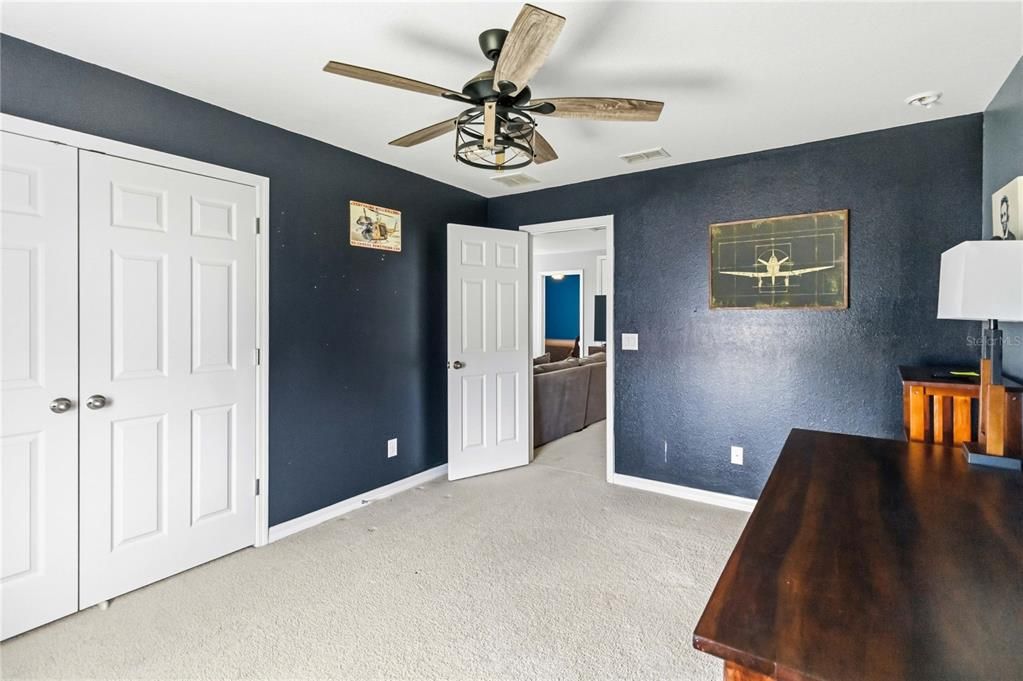En Venta: $449,000 (5 camas, 3 baños, 2544 Pies cuadrados)