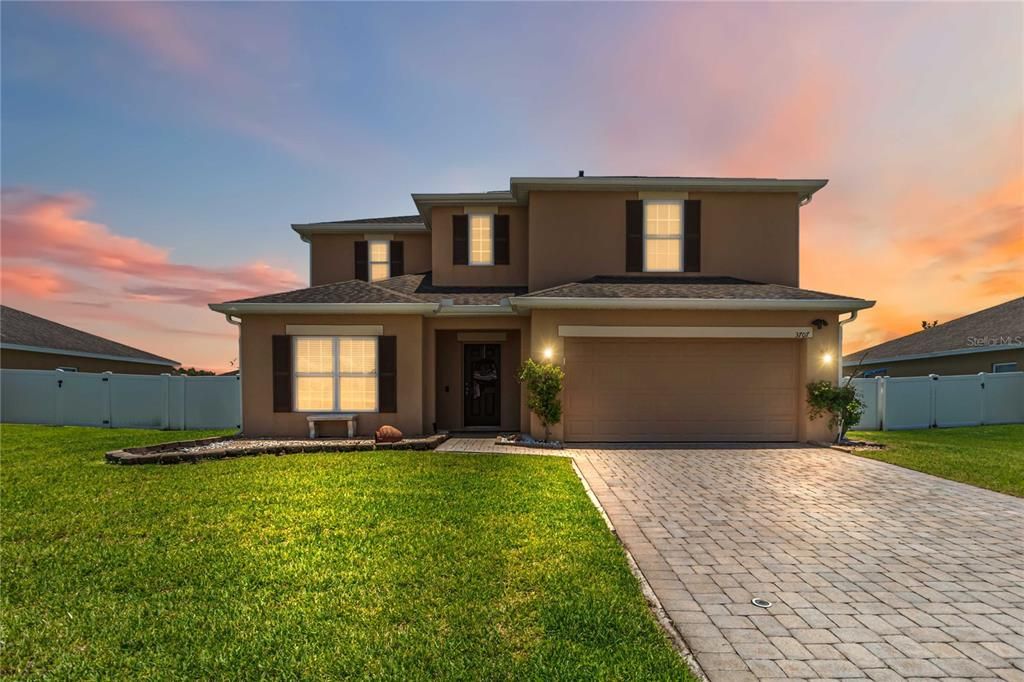 En Venta: $449,000 (5 camas, 3 baños, 2544 Pies cuadrados)