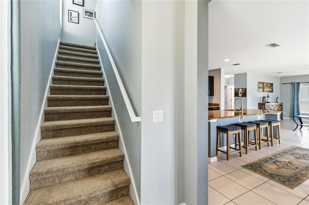 En Venta: $449,000 (5 camas, 3 baños, 2544 Pies cuadrados)