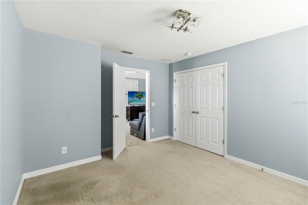 En Venta: $449,000 (5 camas, 3 baños, 2544 Pies cuadrados)