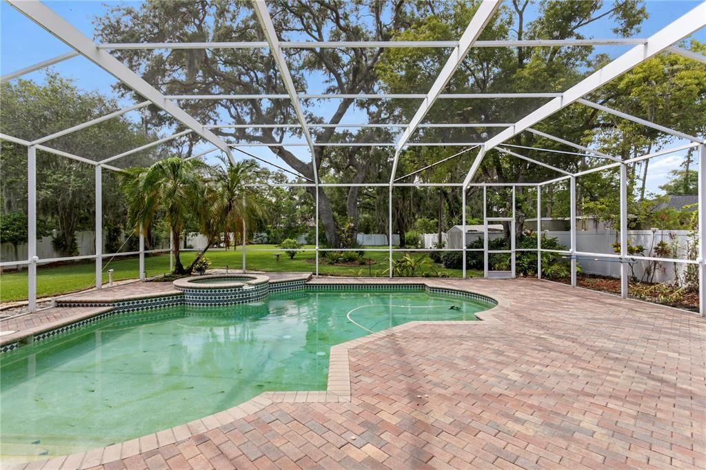 For Sale: $1,150,000 (5 beds, 4 baths, 4214 Square Feet)