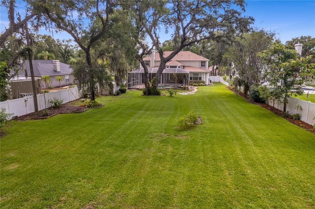 For Sale: $1,150,000 (5 beds, 4 baths, 4214 Square Feet)