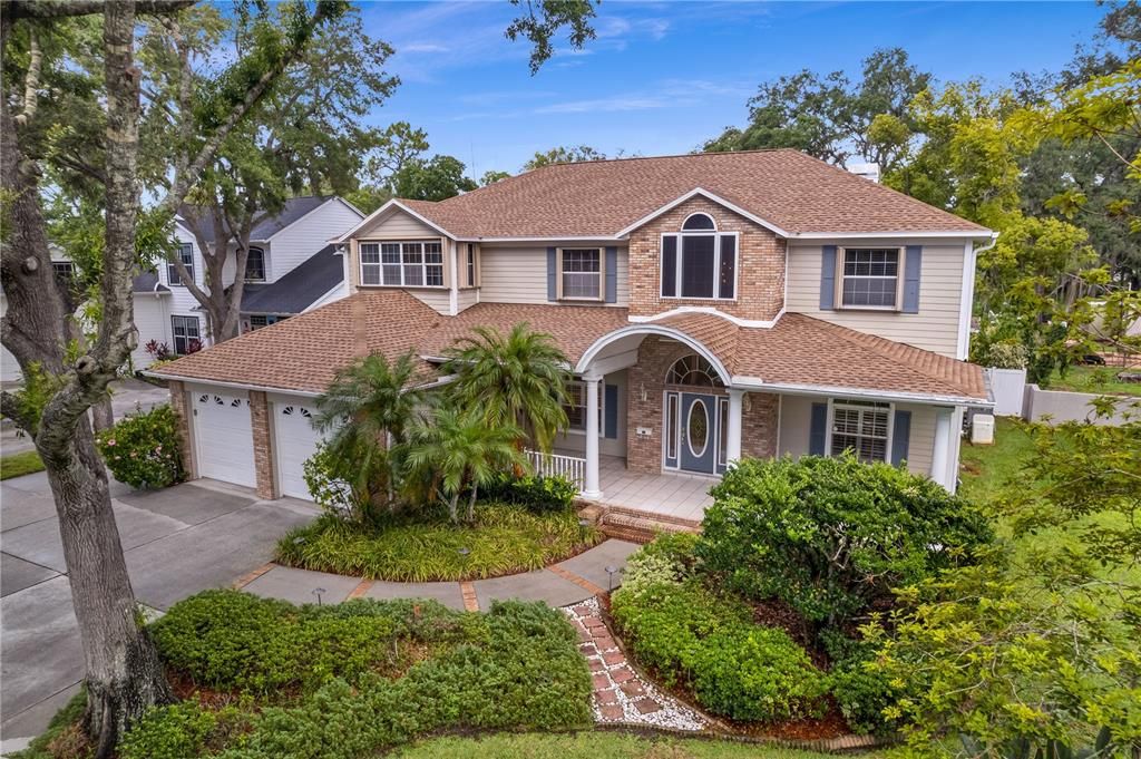 For Sale: $1,150,000 (5 beds, 4 baths, 4214 Square Feet)