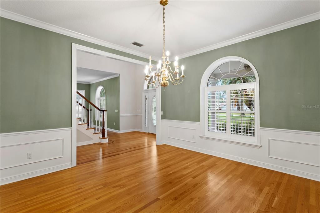 For Sale: $1,150,000 (5 beds, 4 baths, 4214 Square Feet)