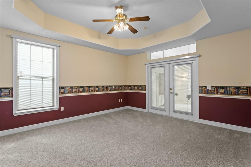 For Sale: $1,150,000 (5 beds, 4 baths, 4214 Square Feet)