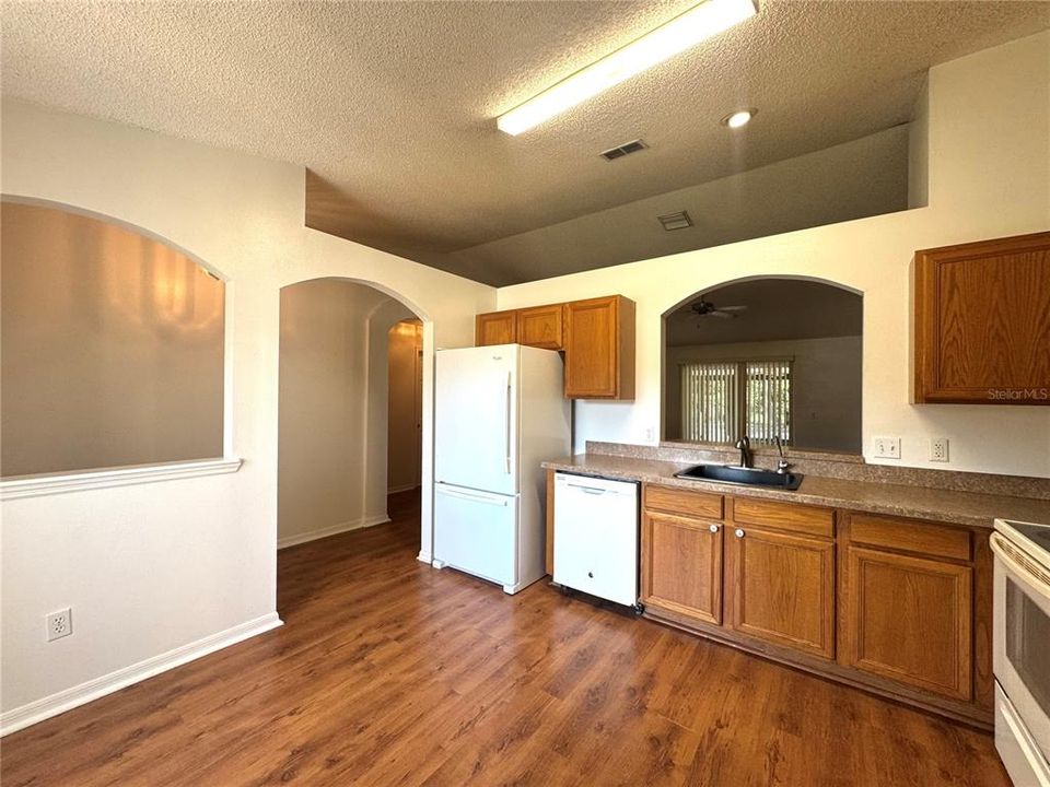 En Venta: $289,999 (3 camas, 2 baños, 1250 Pies cuadrados)