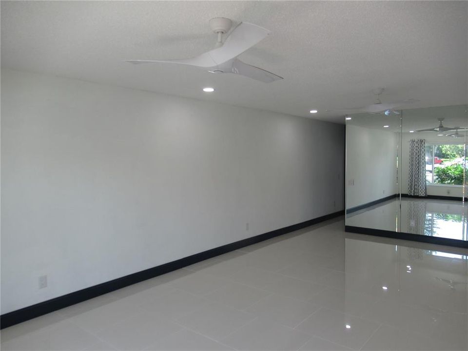 En Renta: $1,900 (2 camas, 2 baños, 1400 Pies cuadrados)