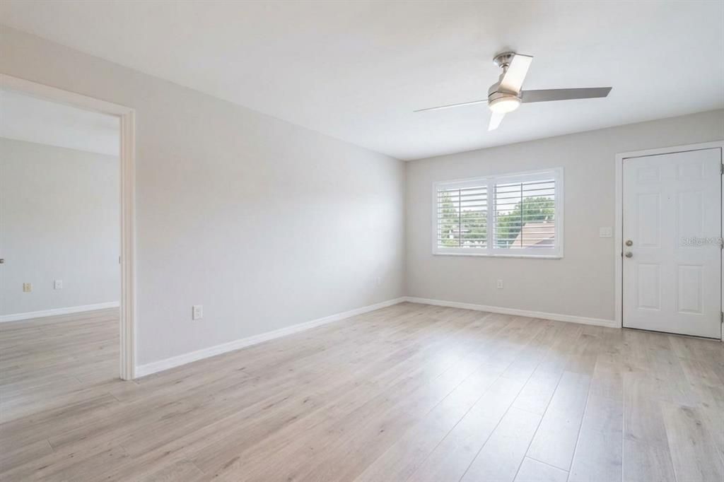 For Rent: $1,950 (2 beds, 2 baths, 942 Square Feet)