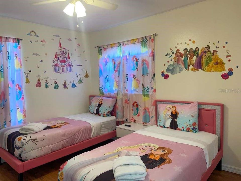 En Renta: $3,200 (5 camas, 4 baños, 2368 Pies cuadrados)
