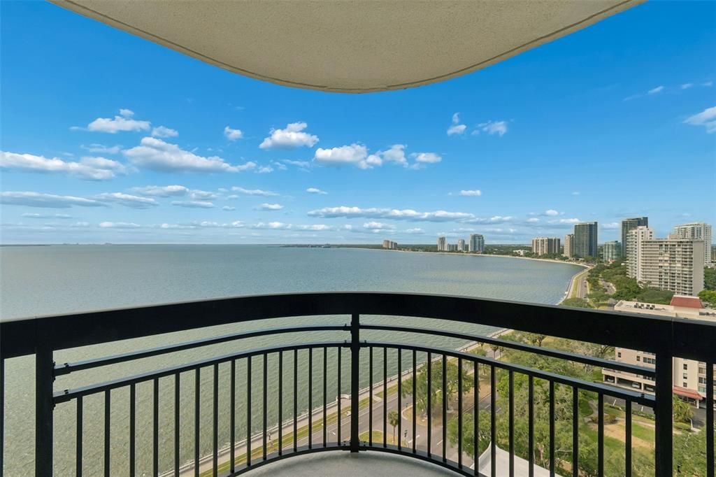 En Venta: $700,000 (2 camas, 2 baños, 1520 Pies cuadrados)