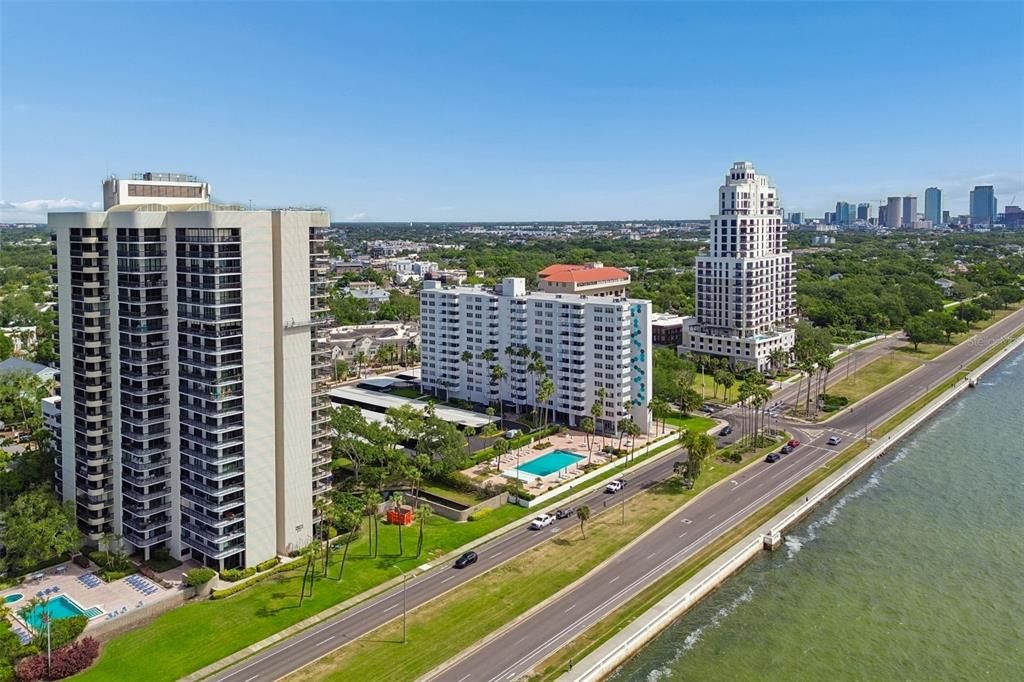 En Venta: $700,000 (2 camas, 2 baños, 1520 Pies cuadrados)