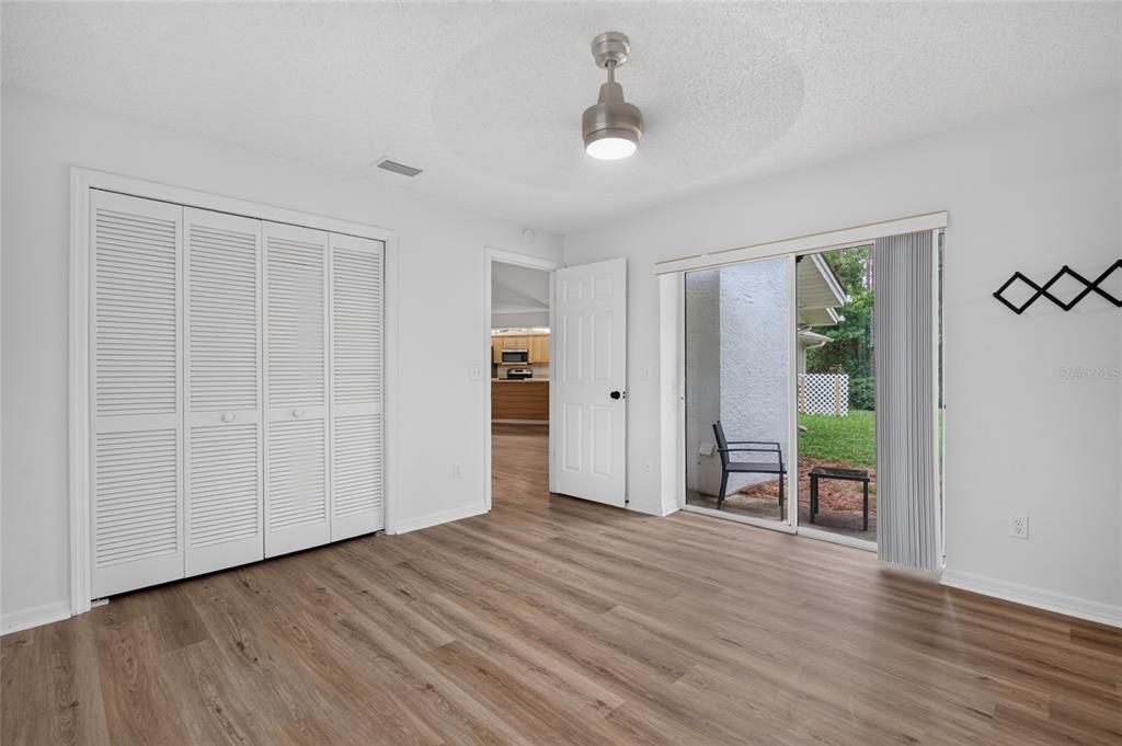 For Sale: $379,000 (5 beds, 3 baths, 2909 Square Feet)