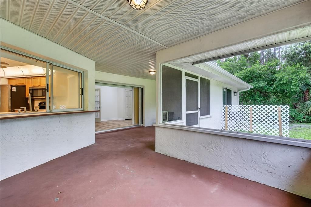 For Sale: $379,000 (5 beds, 3 baths, 2909 Square Feet)