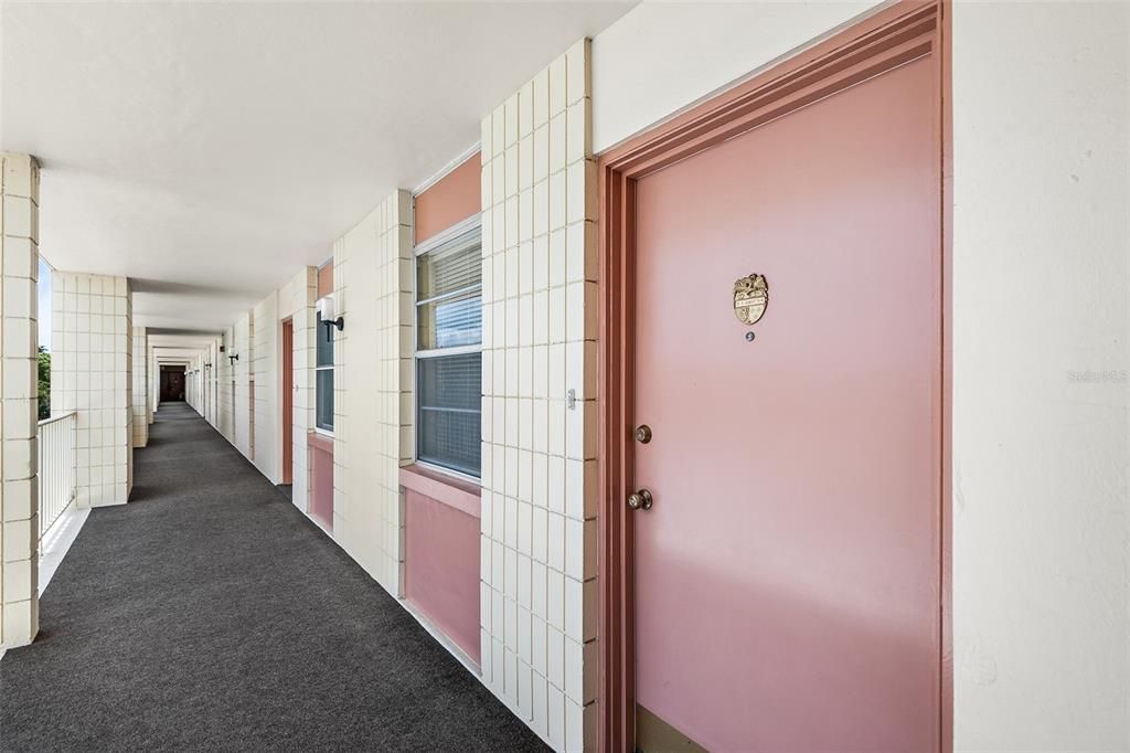 For Sale: $119,000 (2 beds, 2 baths, 1190 Square Feet)