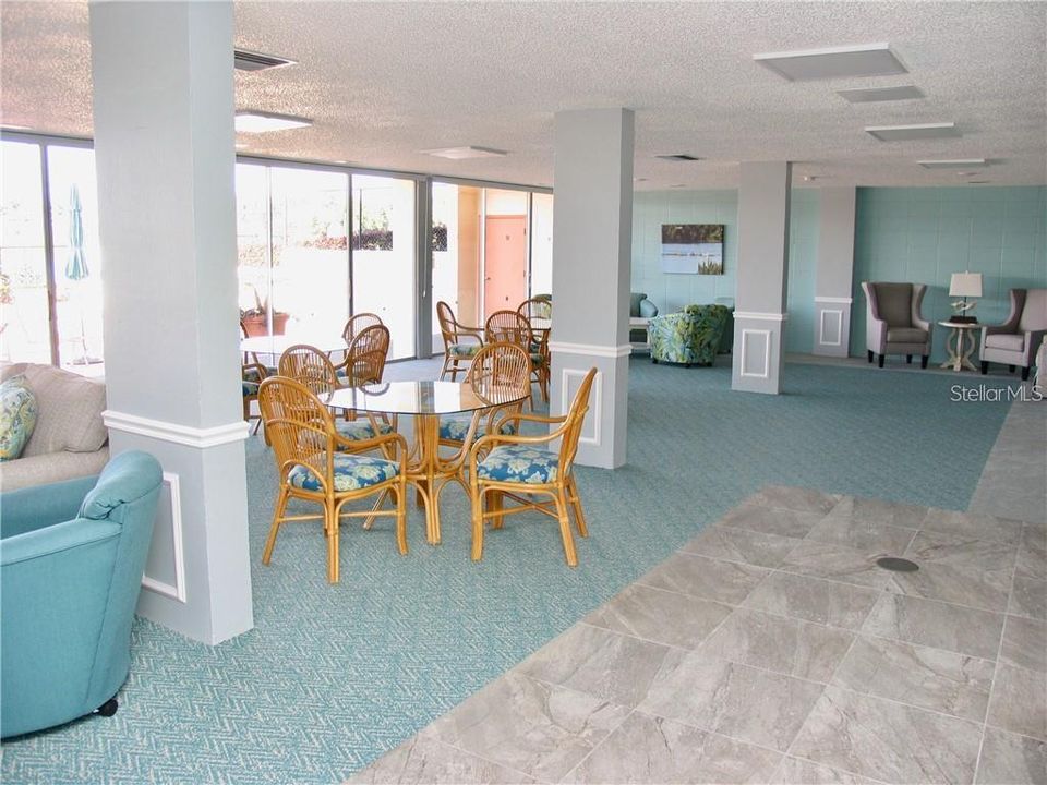 For Sale: $119,000 (2 beds, 2 baths, 1190 Square Feet)