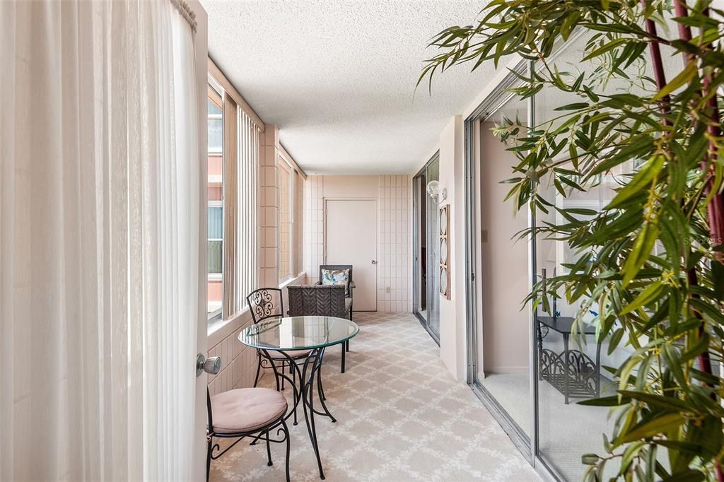 For Sale: $119,000 (2 beds, 2 baths, 1190 Square Feet)