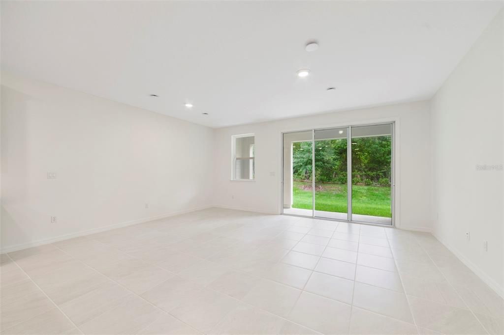 En Venta: $425,990 (3 camas, 2 baños, 1544 Pies cuadrados)
