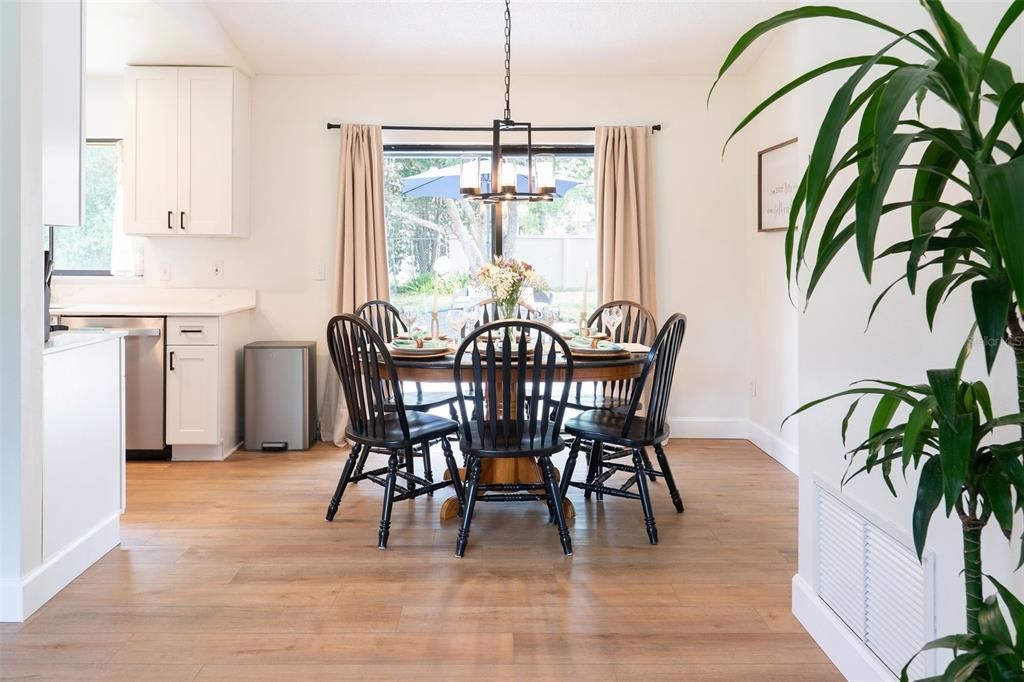 For Sale: $399,000 (3 beds, 2 baths, 1142 Square Feet)