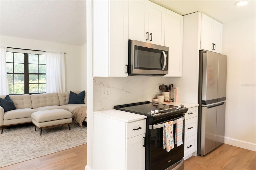For Sale: $399,000 (3 beds, 2 baths, 1142 Square Feet)