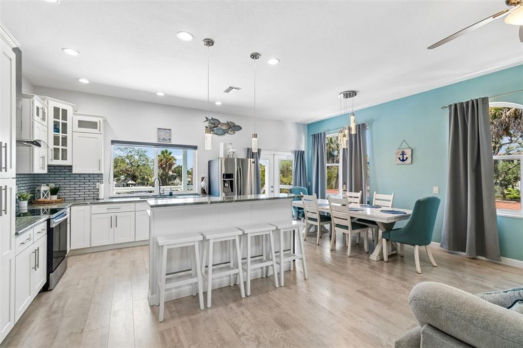 For Sale: $945,000 (3 beds, 2 baths, 1811 Square Feet)