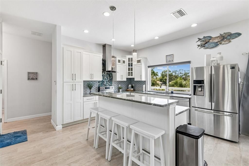 For Sale: $945,000 (3 beds, 2 baths, 1811 Square Feet)