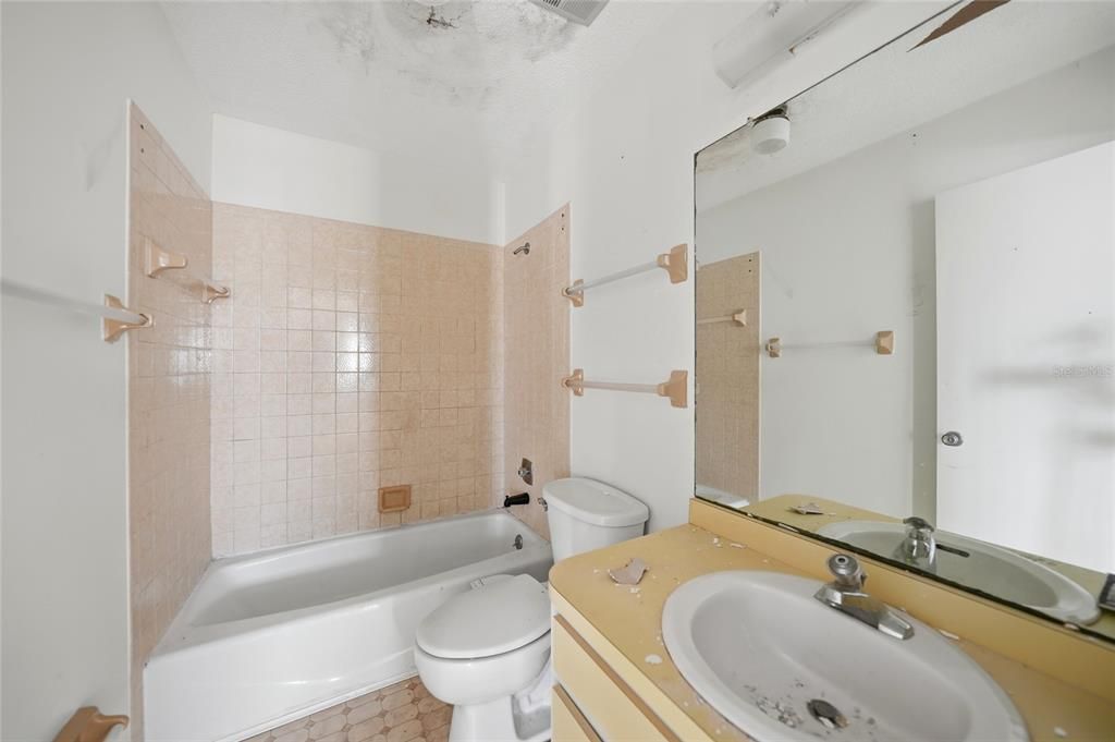 For Sale: $1,200,000 (0 beds, 0 baths, 2720 Square Feet)