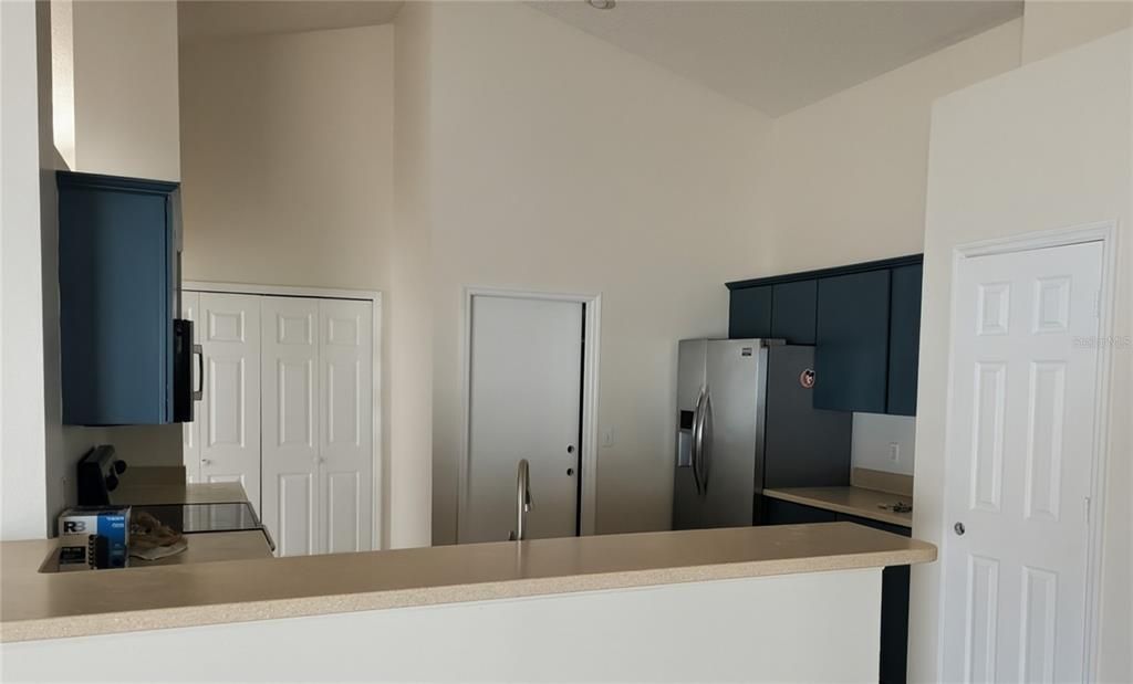 For Sale: $435,000 (3 beds, 2 baths, 1694 Square Feet)