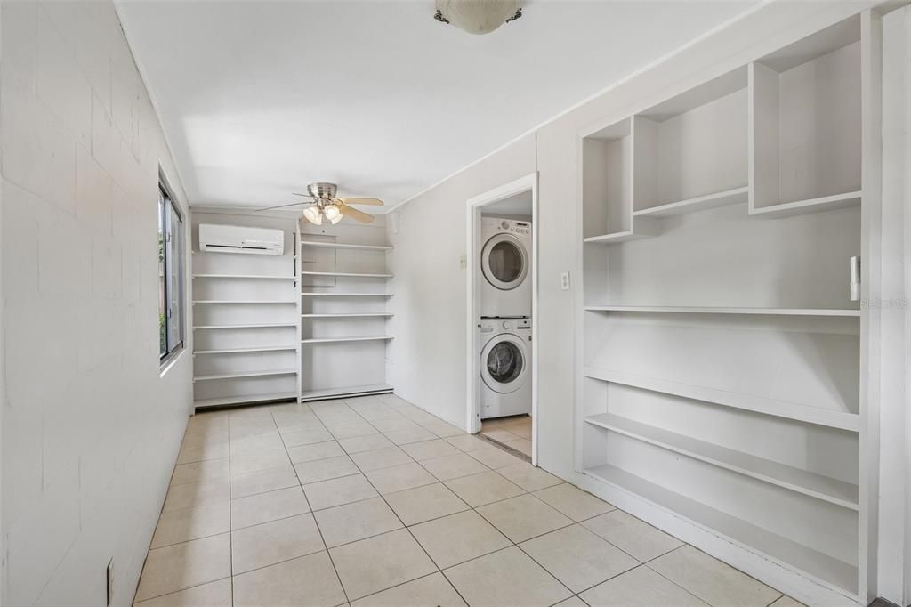 En Venta: $325,000 (3 camas, 2 baños, 1144 Pies cuadrados)