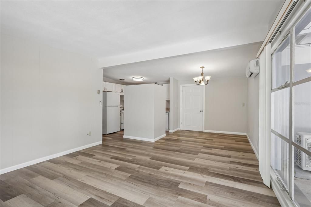 En Venta: $325,000 (3 camas, 2 baños, 1144 Pies cuadrados)