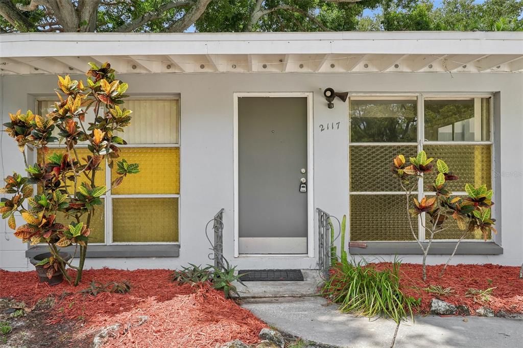 En Venta: $325,000 (3 camas, 2 baños, 1144 Pies cuadrados)
