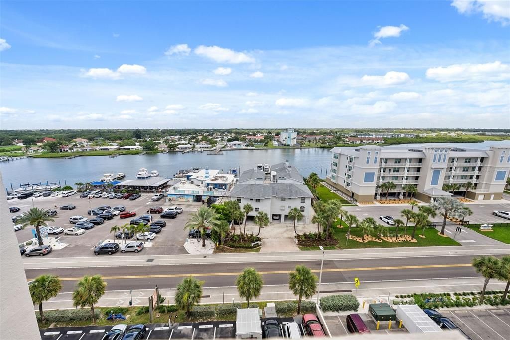 For Sale: $1,250,000 (3 beds, 2 baths, 1180 Square Feet)