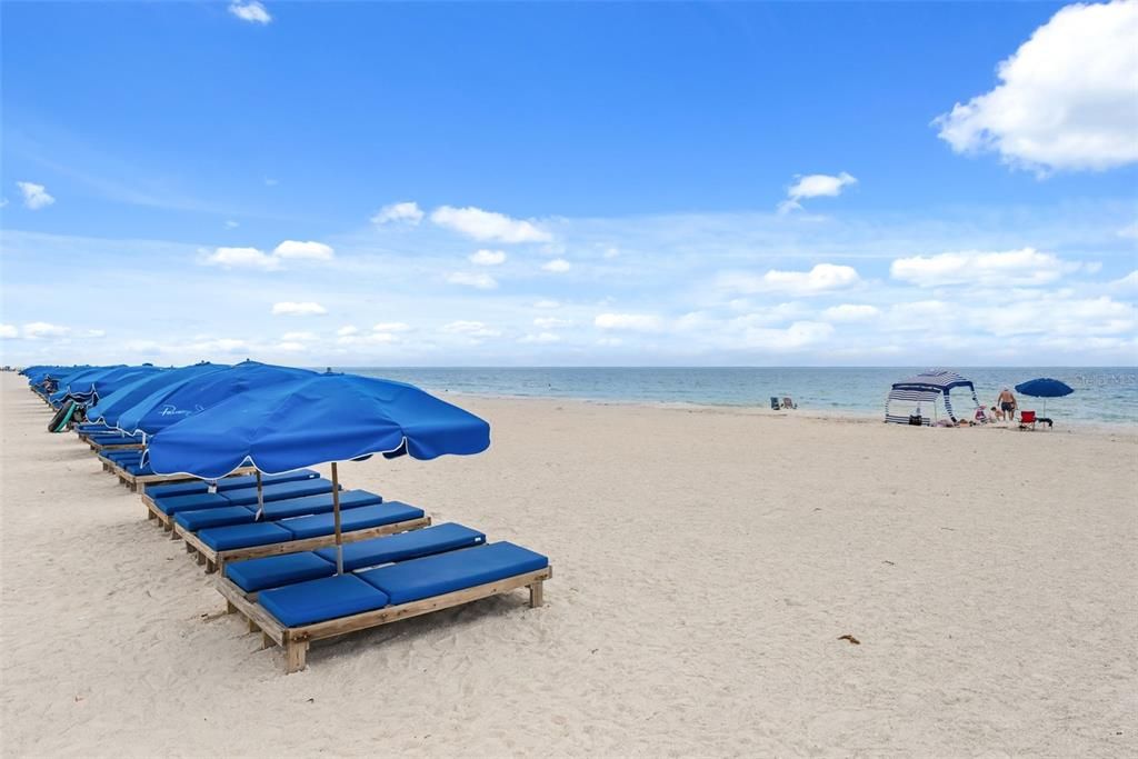 For Sale: $1,250,000 (3 beds, 2 baths, 1180 Square Feet)