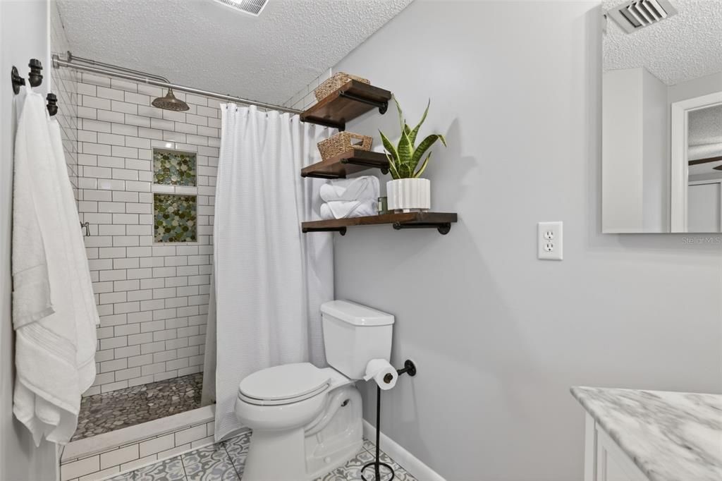 En Venta: $444,000 (2 camas, 2 baños, 1763 Pies cuadrados)