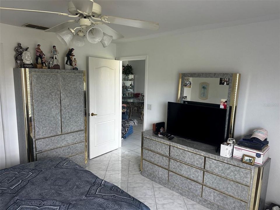 En Venta: $185,000 (3 camas, 2 baños, 1348 Pies cuadrados)