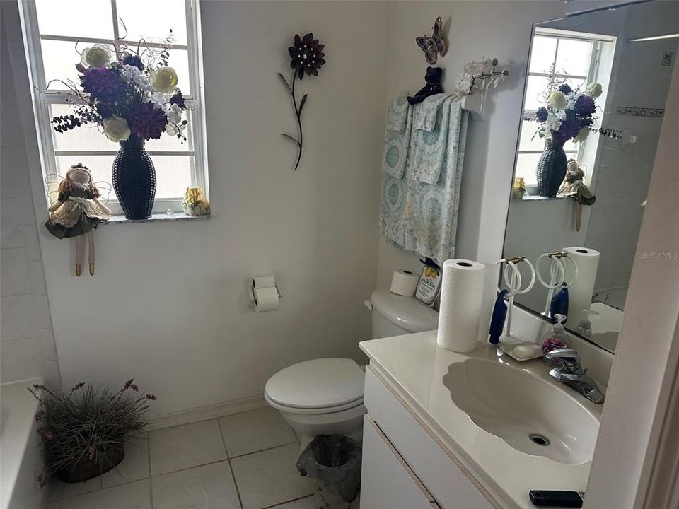 En Venta: $185,000 (3 camas, 2 baños, 1348 Pies cuadrados)