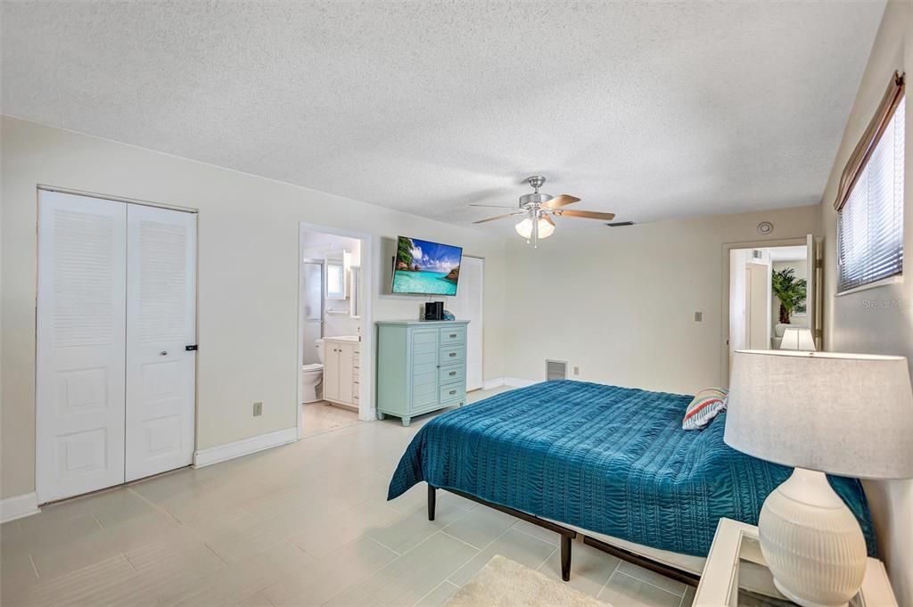 For Sale: $459,000 (3 beds, 2 baths, 1515 Square Feet)