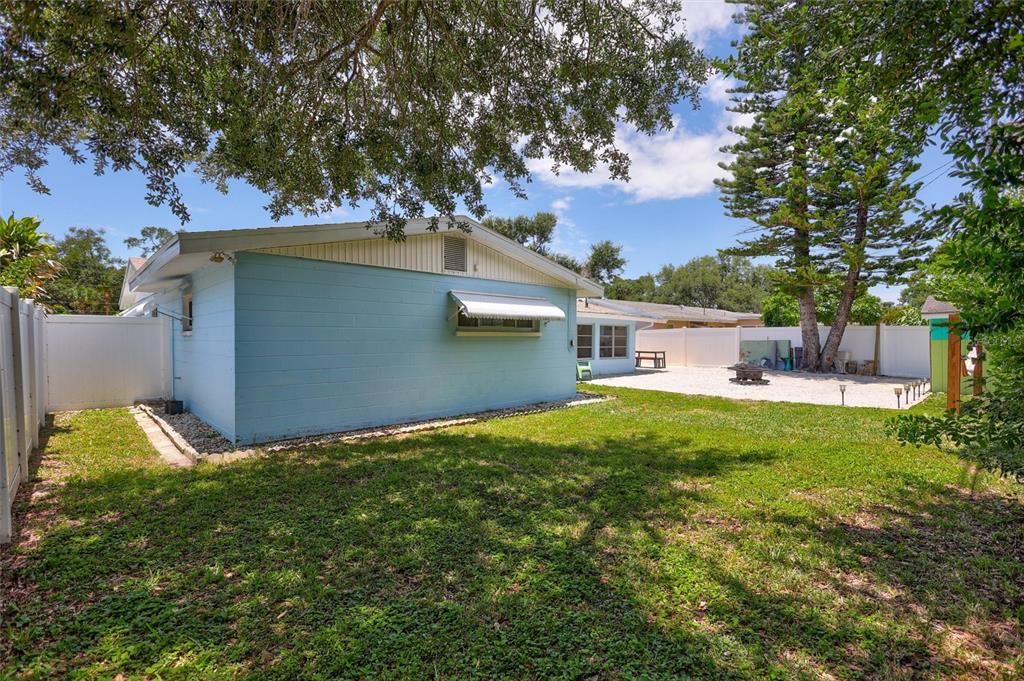 For Sale: $459,000 (3 beds, 2 baths, 1515 Square Feet)