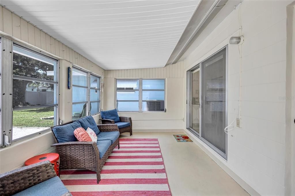 For Sale: $459,000 (3 beds, 2 baths, 1515 Square Feet)