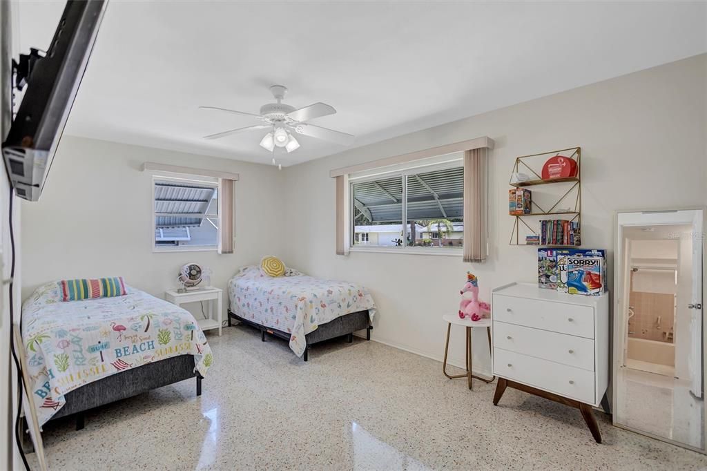For Sale: $459,000 (3 beds, 2 baths, 1515 Square Feet)