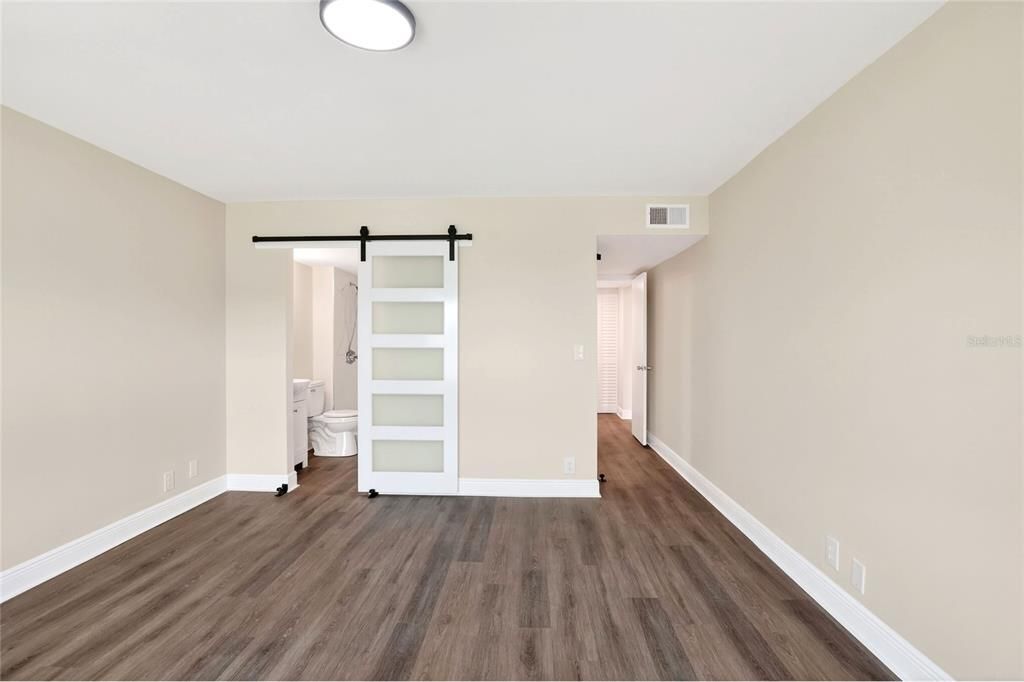 For Sale: $129,000 (2 beds, 2 baths, 1030 Square Feet)