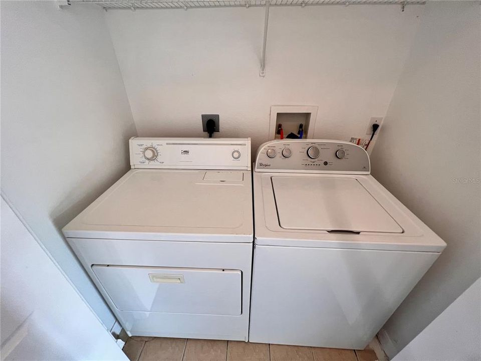 En Venta: $289,999 (3 camas, 2 baños, 1268 Pies cuadrados)