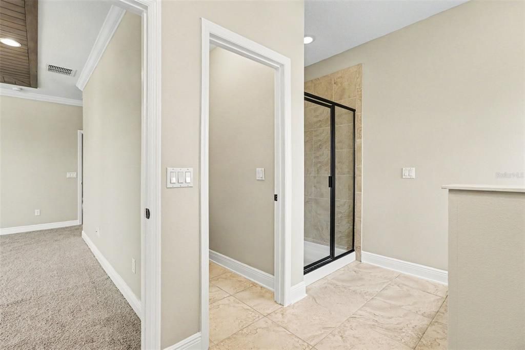 For Sale: $342,000 (3 beds, 2 baths, 1944 Square Feet)