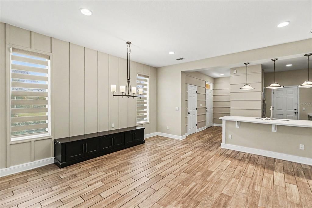 For Sale: $342,000 (3 beds, 2 baths, 1944 Square Feet)