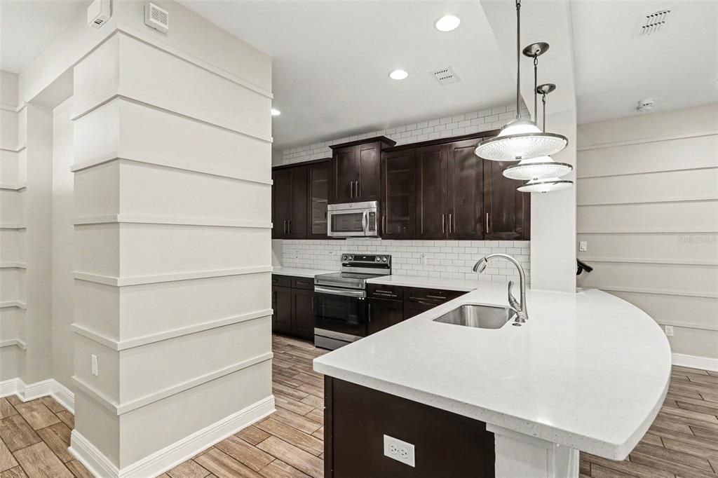 For Sale: $342,000 (3 beds, 2 baths, 1944 Square Feet)