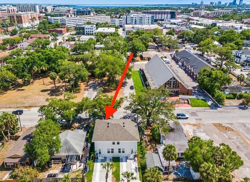 For Rent: $4,495 (3 beds, 2 baths, 987 Square Feet)