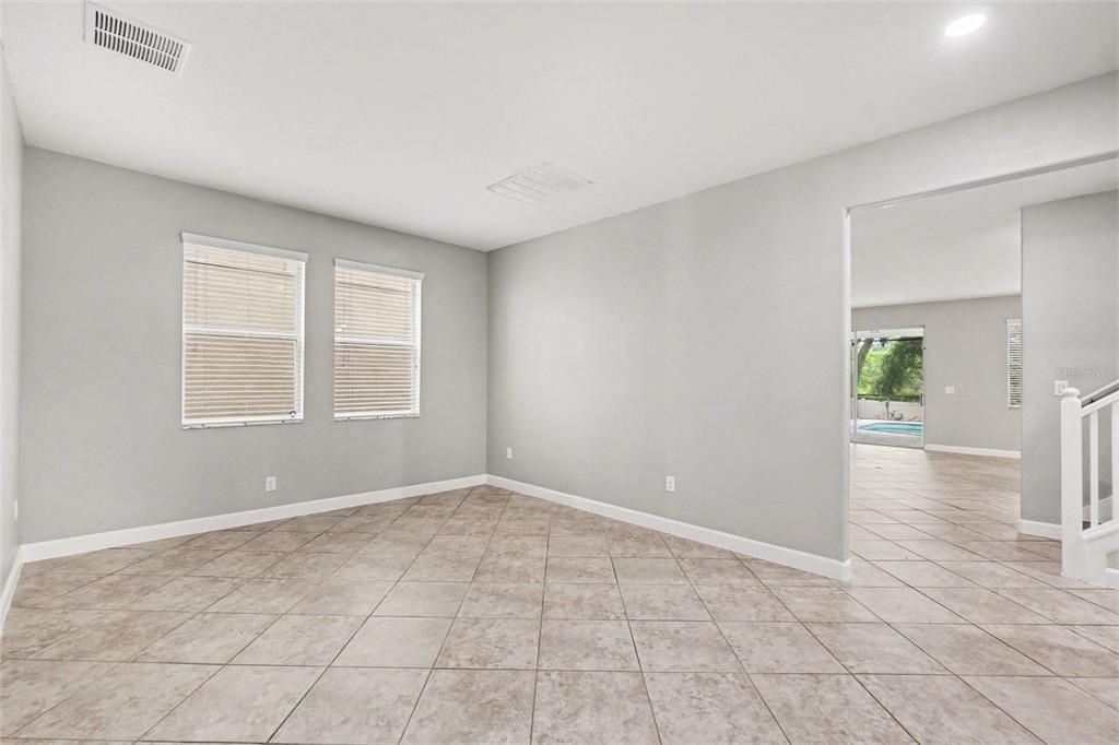 En Venta: $460,000 (5 camas, 3 baños, 3369 Pies cuadrados)