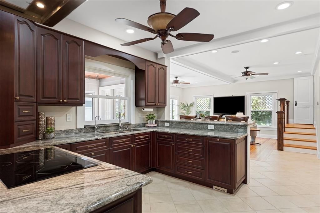 For Sale: $1,950,000 (4 beds, 2 baths, 2644 Square Feet)