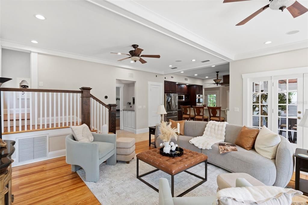 For Sale: $1,950,000 (4 beds, 2 baths, 2644 Square Feet)